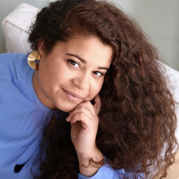 Laurentia - Prof de chant - Bordeaux