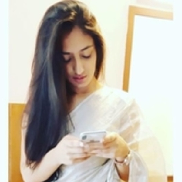 Ishita - Art And Design teacher - Lucknow
