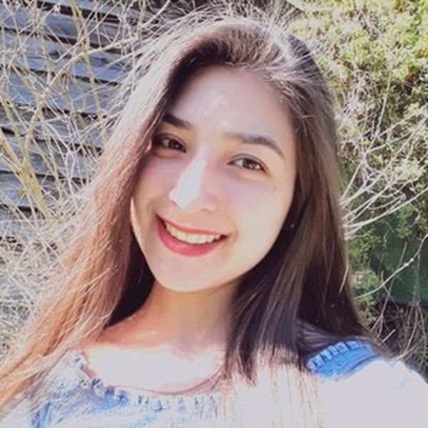 Carolyn - Profesor de matemática - Pitrufquén