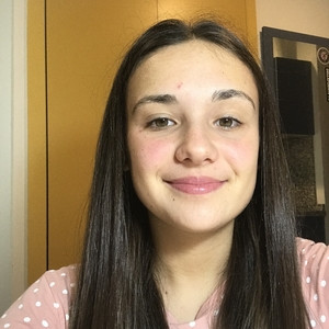 Andrea - Profesor de ayuda con la tarea - Sevilla