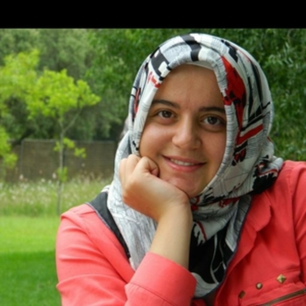 Ayşe - Kişisel gelişim öğretmeni - 