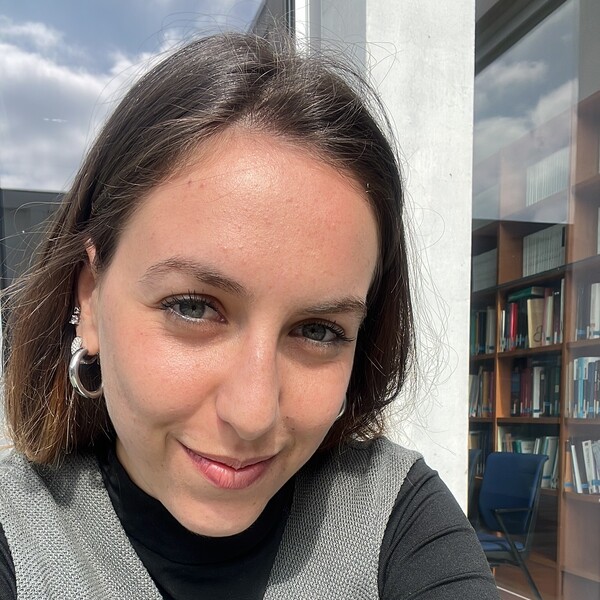 Alessandra - Insegnante di fisica - Salerno