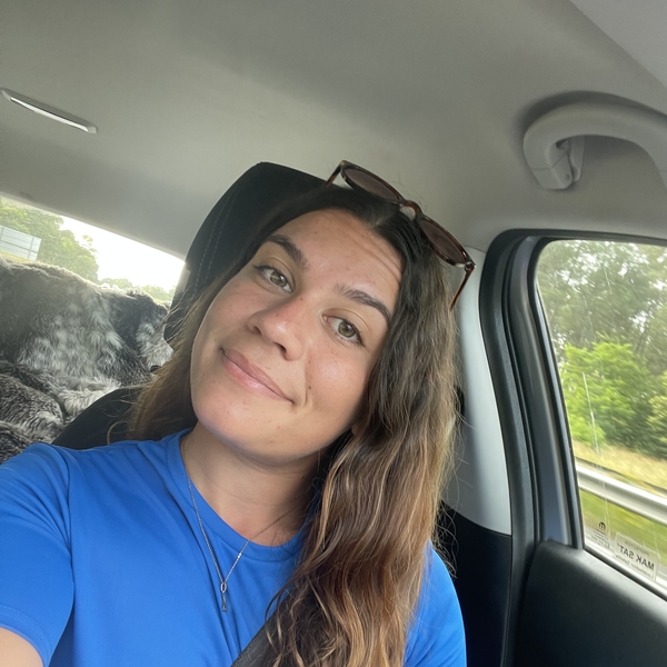 Jade - Prof d'aide aux devoirs - Le Grau-du-Roi