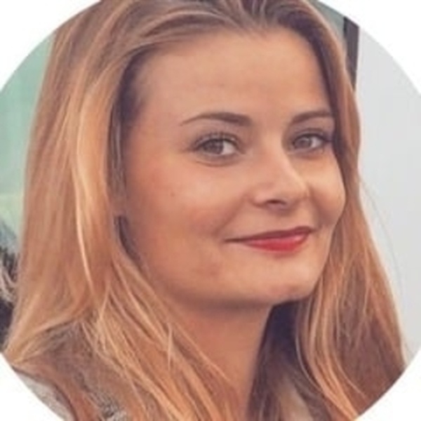 Nolwenn - Prof de droit constitutionnel - Rennes
