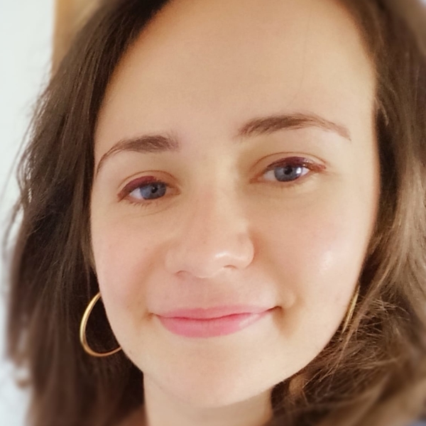 Cassandra - Prof d'économie - Nantes