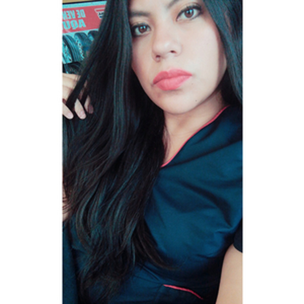 Itzayana - Profesor de biología - Puebla