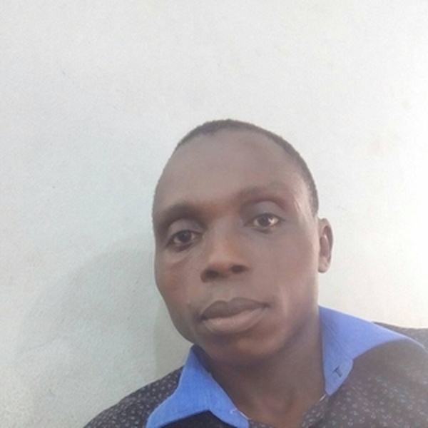 Akindele - Economics tutor - Lagos