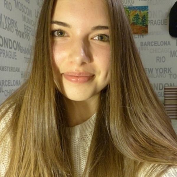 Larissa - Französischlehrerin - Stuttgart