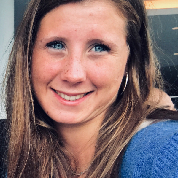 Laura - Prof de biologie - Toulouse