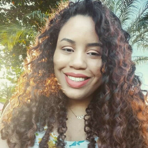 Bianca - Prof de HTML - Bangu