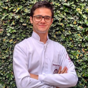 Matheus - Professor de medicina alternativa - Campo Grande