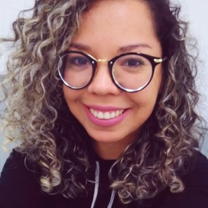 Simone - Professor de português para estrangeiros - 