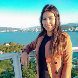 Camila - Prof de matemática - Vila Nova Teixeira