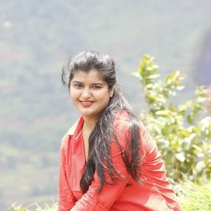 Tavishi - Meditation tutor - Nilje Gaon