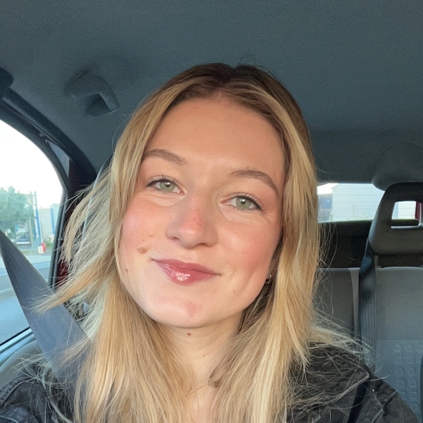Gwennaelle - Prof d'anglais - Saint-Cyr-sur-Loire