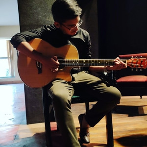 Shivam - Biology tutor - Lucknow