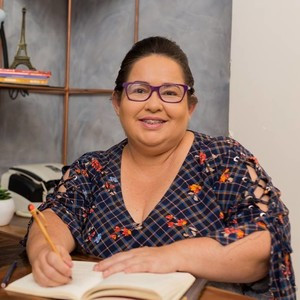Paula - Professor de português - Setor 3