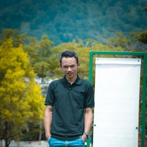 Ahmad - Guru photoshop - Kecamatan Cikupa