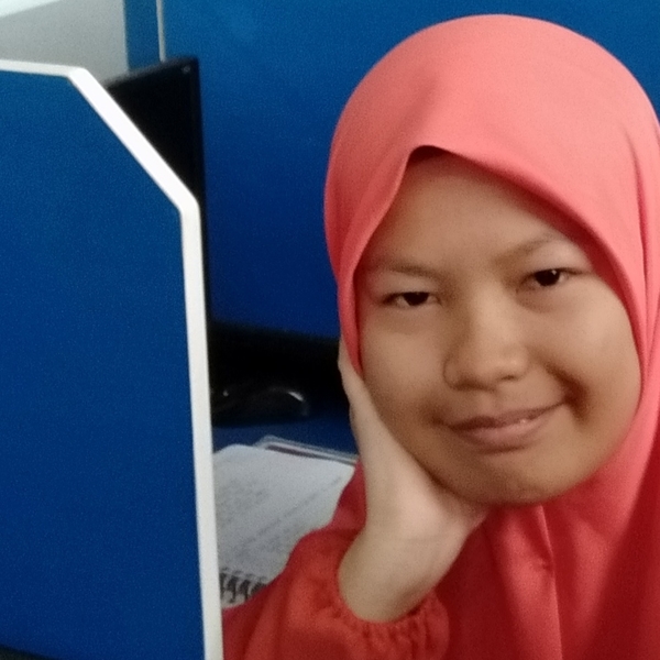 Nhur - Guru bahasa inggris - Kecamatan Enrekang