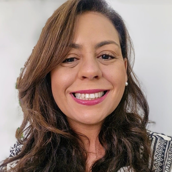 Débora - Professor de redação - Jardim Colonial