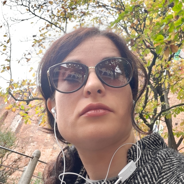 Ornella - Insegnante di ripetizioni - Casarile