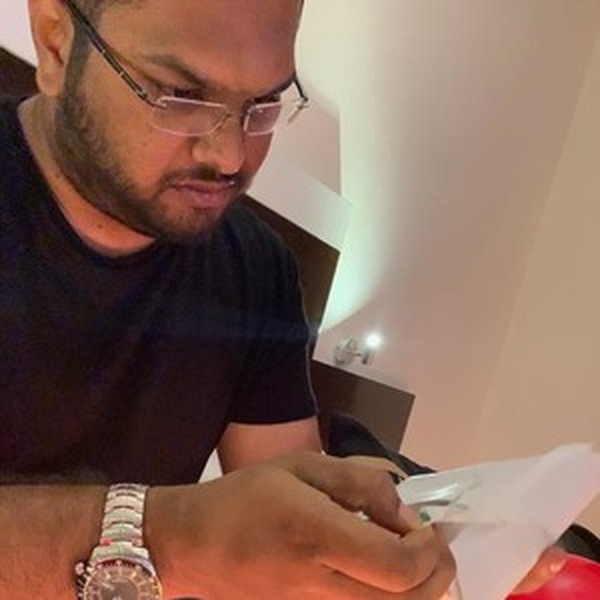 Dha R - Graduate Diploma in Law tutor - Bengaluru