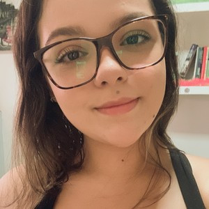 Lara - Professor de biologia - Goiânia