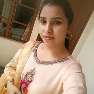 Shaiba - Biology teacher - Dumet