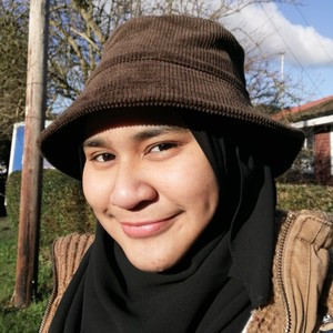 Hana - Mathematics tutor - Brighton