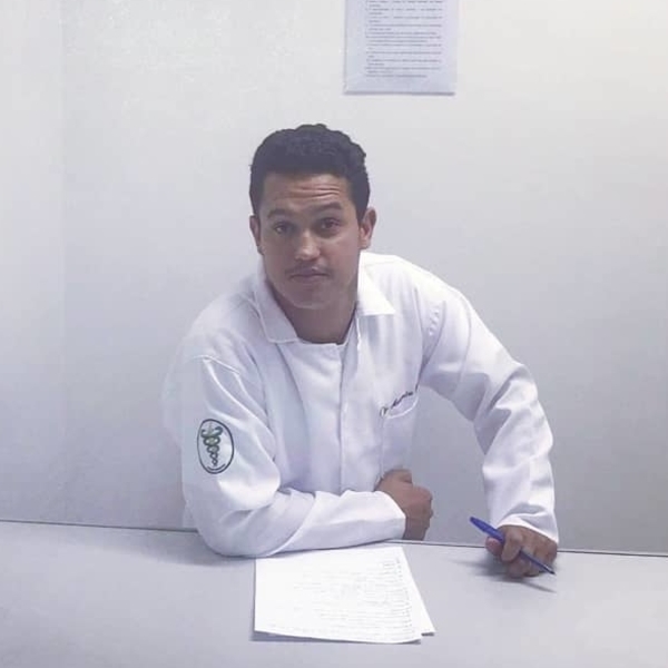 Alexandre - Professor de Biologia - São João Batista