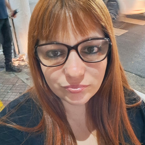 CLAUDIA - Professor de português para estrangeiros - São Paulo