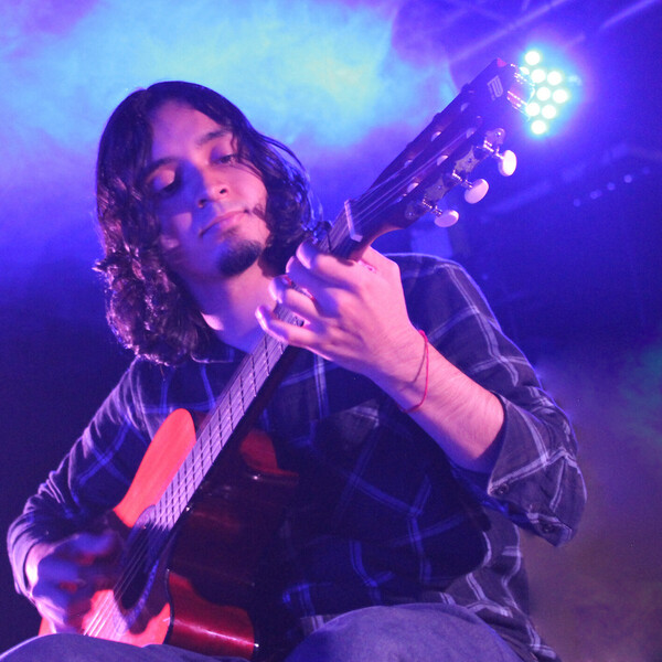 Jose - Prof guitarra - Medellín