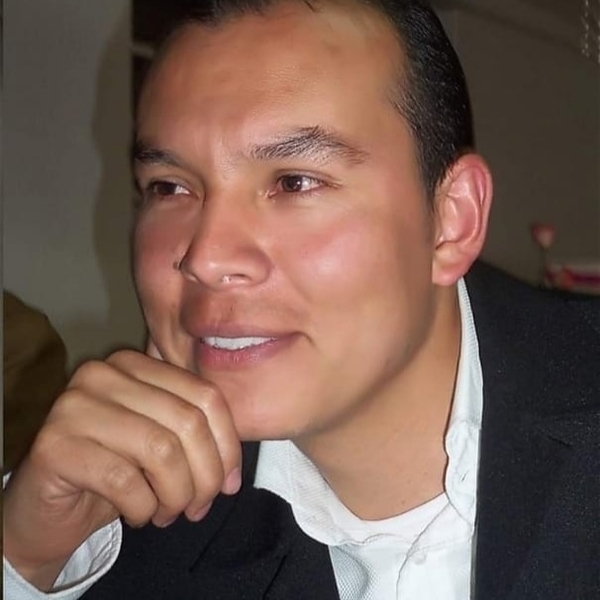 Jheison - Profesor de ingeniería - Bogotá