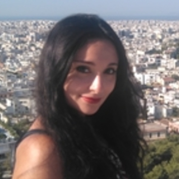 Sara - Profe de historia - Elda