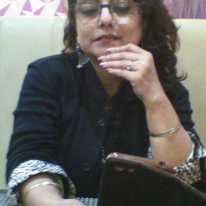 Aparna Bengali songs - Academic tutoring tutor - New Delhi