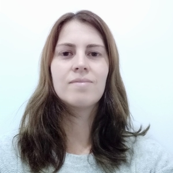 Célia - Professor de matemática - Vila Nova de Gaia