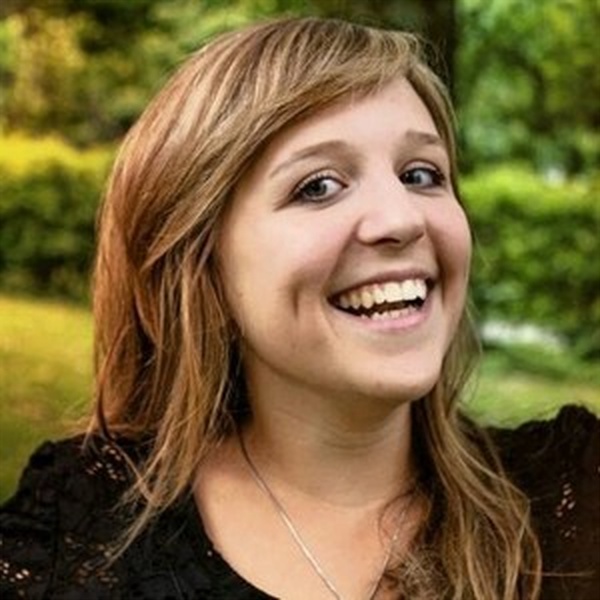 Nicole - Chemielehrerin - Hannover