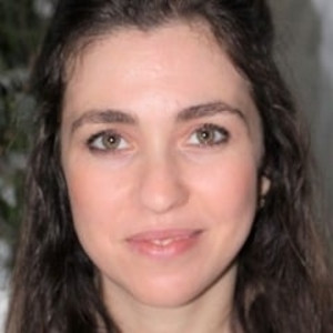 Chahinaz - Prof d'arabe - Montreuil