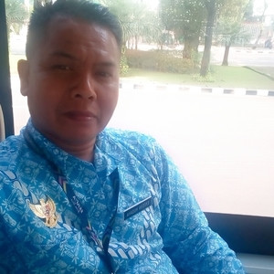Enceng - Guru mengemudi mobil - Kecamatan Tarogong Kidul