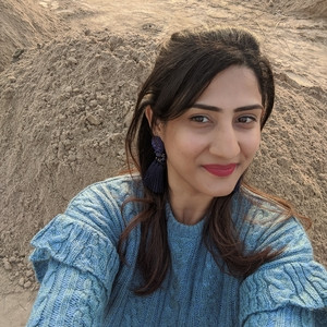 Nidhi - Make-up tutor - Pune
