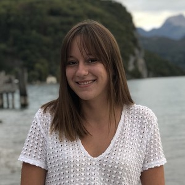 Charlotte - Prof de maths - Metz-Tessy