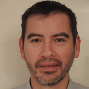 Victor - Prof de techniques de traduction - Châtenay-Malabry