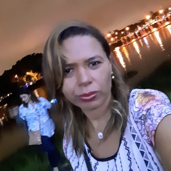 Renata - Professor de auxílio nas lições de casa - Juazeiro do Norte