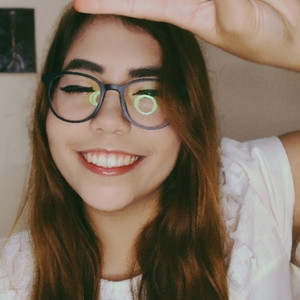 Layane - Professor de inglês - 