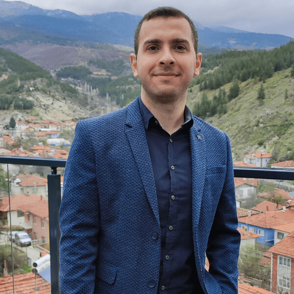 Burak - Kimya öğretmeni - 