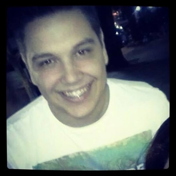 Allan - Professor de Biologia - Porto Alegre