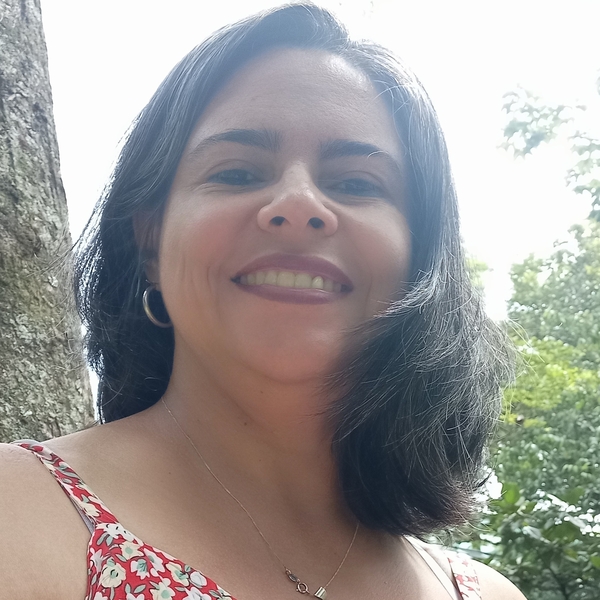 Paola - Profe de relajación - 