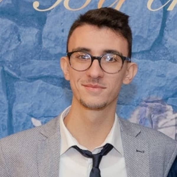 Domenico - Insegnante di dopo scuola - Uopini