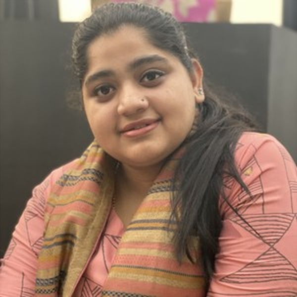 Fiza - History tutor - Kolkata
