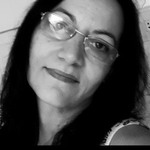 Ana - Prof de odontologia - Tijuca